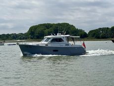 2016 Jersey 30 Motor Boat