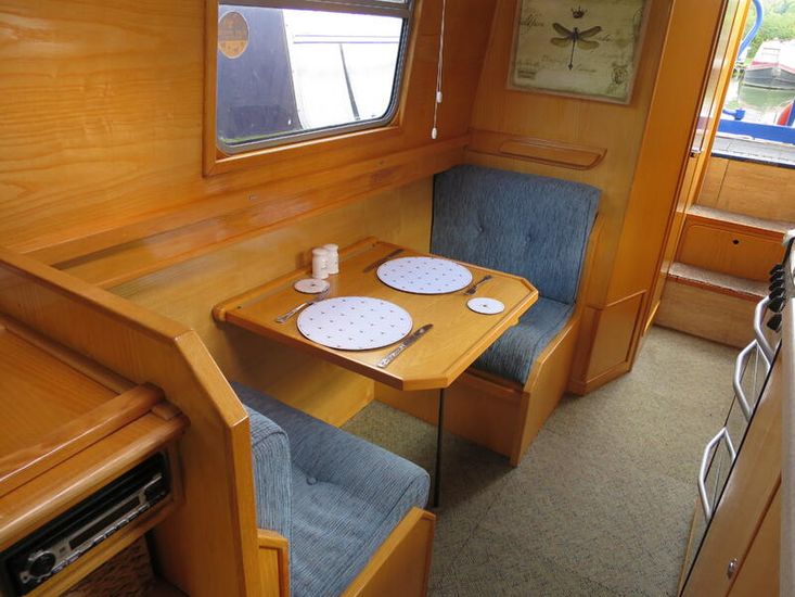 Sea Otter Narrowboats 31 Cruiser Stern for sale UK, Sea Otter