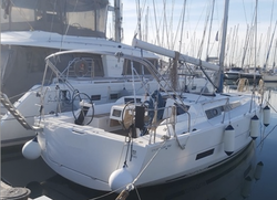 Dufour 390 G