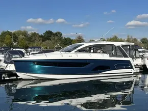 Sealine S390
