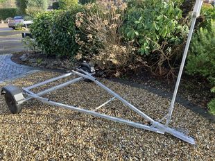 Road Base for Solo Dinghy, etc