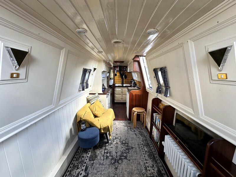 Saloon Aft