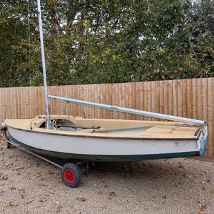 Wayfarer Mk 2 #8957 for cruising & mooring afloat + 2hp outboard