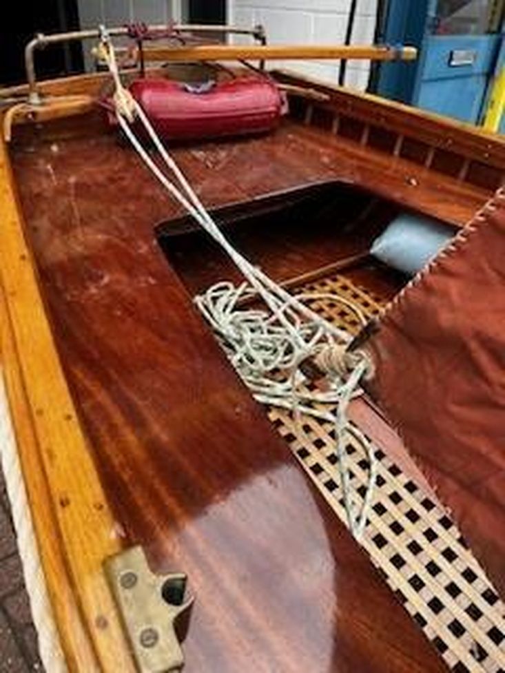 12ft Classic Sailing Dinghy, 1925