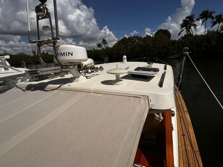 2010 Back Cove gentlemans motor yacht