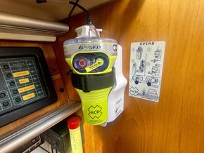 1990 Beneteau First 32s5 23