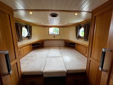 65ft Aqualine Voyager Dutch Barge