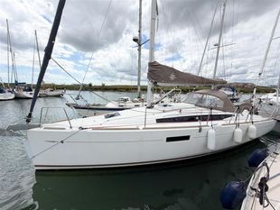 2016 Jeanneau Sun Odyssey 349