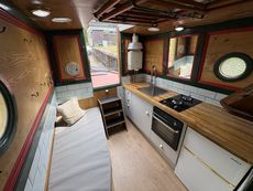 35ft Trad style tug narrowboat