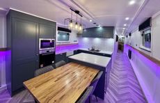 BESPOKE BOAT CO 65ft WIDEBEAM