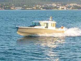 2016 Axopar 37 XC Cross Cabin