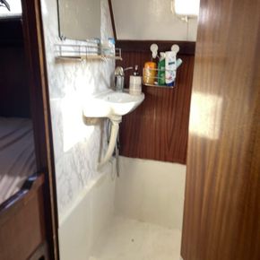 Cabinet de toilette et douche