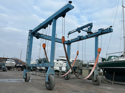 Wise 35T boat hoist