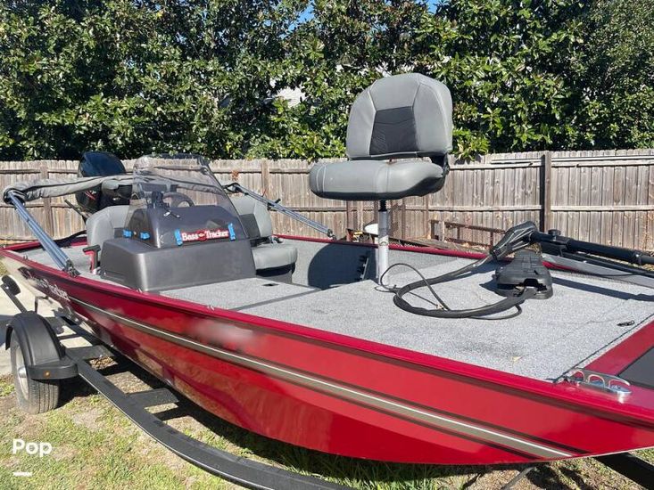 2021 Bass Tracker 17 xl