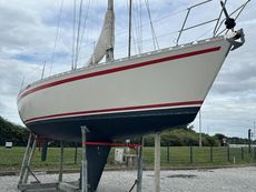 1981 Beneteau First 35