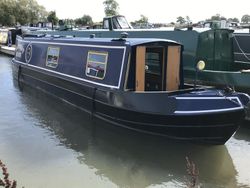 35ft M&N Narrowboat 4 berth, trad stern