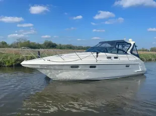 2002 Sealine S37