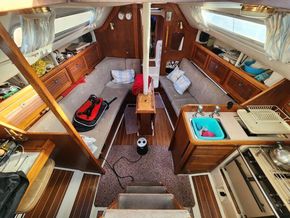 Westerly Tempest 31  - Interior