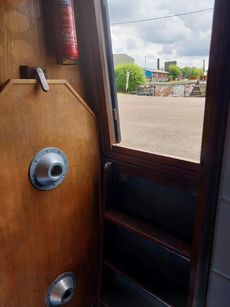 72ft, 1989, Black Prince, 8 berth