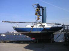 Wing 25 classic sailing yacht