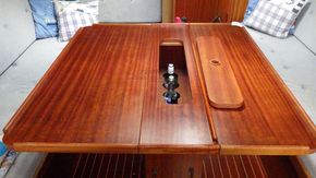Dehler Optima 101 Sailing (racing) yacht - Saloon Table