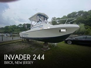 1988 Invader V244 Fisherman
