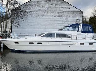 Broom 44