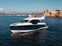 2023 Sealine F430
