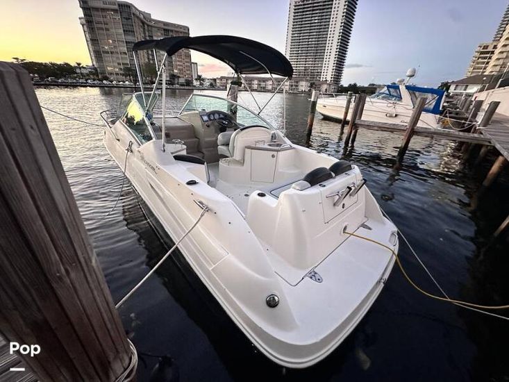 2007 Sea Ray 240 sundancer