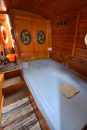 Bedroom aft