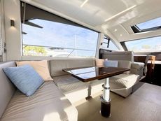 2018 Fairline Squadron 53