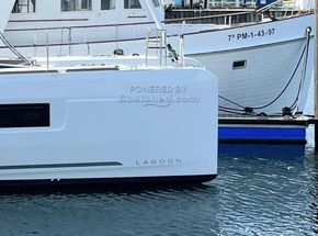 Lagoon 40 Catamaran - Bow