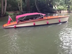 1989 Classic Craft Slipper Launch