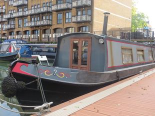 54ft semi-traditional stern narrowboat w C London residential mooring