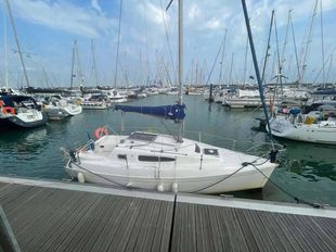 1998 Jeanneau 24.2