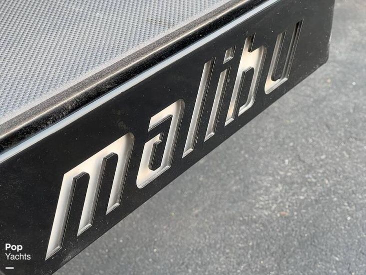 2013 Malibu Wakesetter 22 MXZ