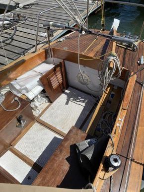 Medina Folkboat - Cockpit