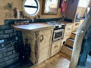 Oven, draws and cupboard 