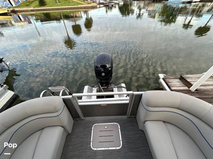 2023 Bennington 22 s