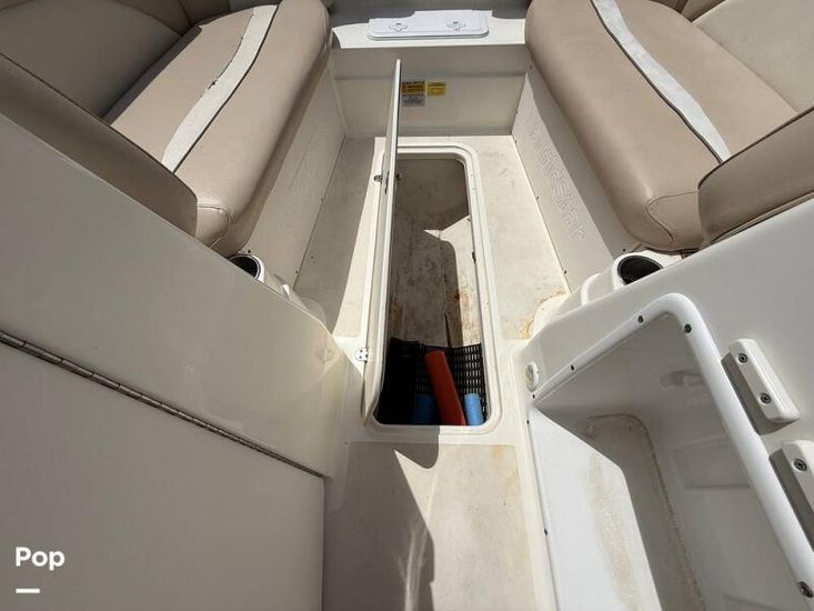 2016 NauticStar 223 DC Sport Deck