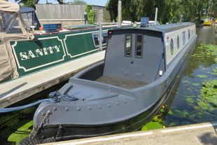 60ft Hixon Tug Front Traditional narrowboat