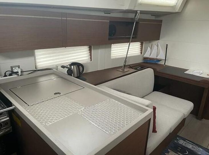 Beneteau Oceanis 46.1