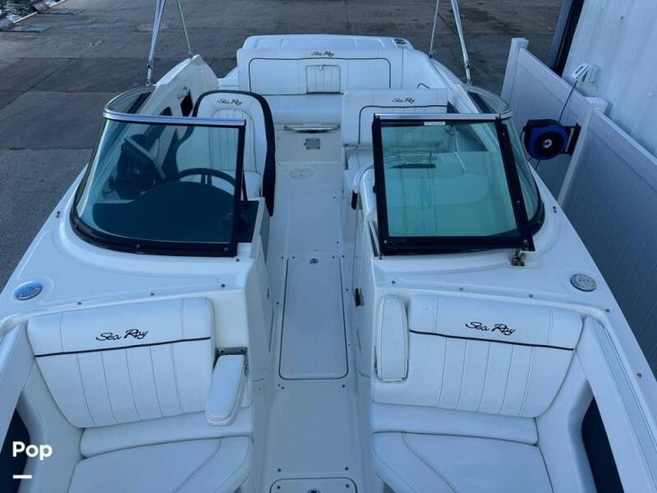 2014 Sea Ray 240 sundeck