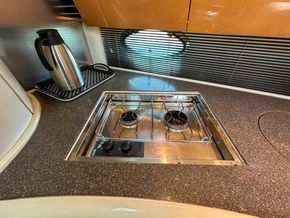 2001 Fairline Targa 40 26