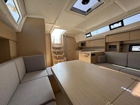 2025 Bavaria C42 14