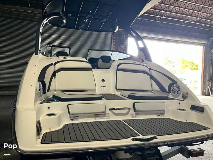 2018 Yamaha 242 limited se