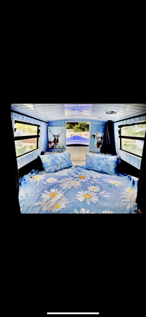 King size bed