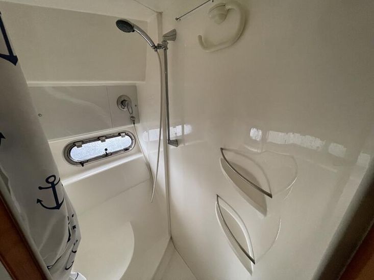 Sealine S43