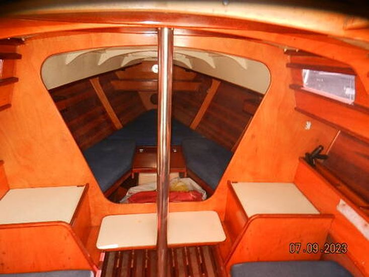 1985 Classic Yacht Mullins Monarch 23