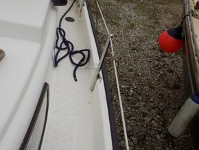 Hardy 20  - Side Deck